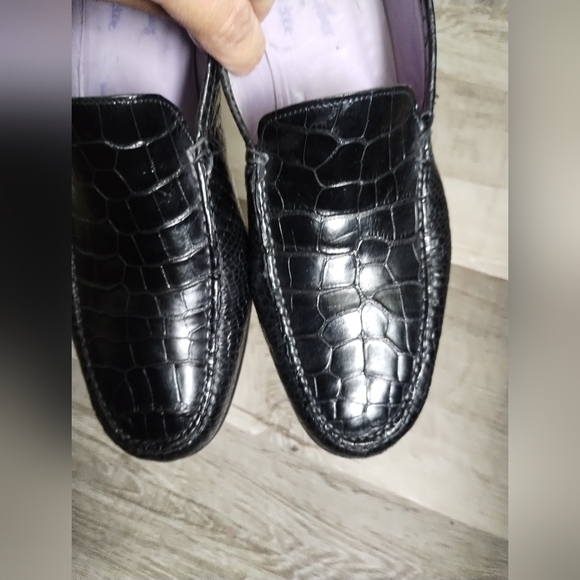 Barneys New York Black Crocodile Pattern Loafers 8.5 - Picture 3 of 8